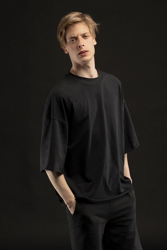 картинка Футболка унисекс T1, черная от магазина