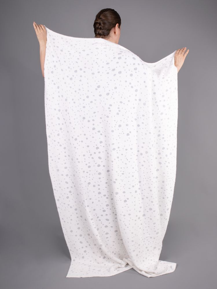 картинка Плед Snowspot Fluffy, белый с люрексом от магазина