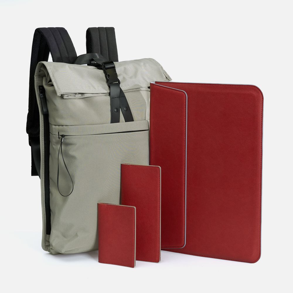 картинка Набор Petrus Travel, красный от магазина